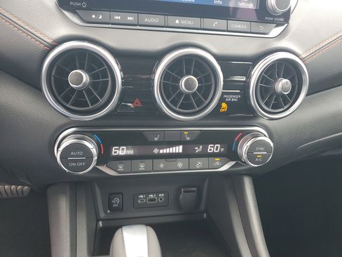 New 2025 Nissan Sentra SR image 23