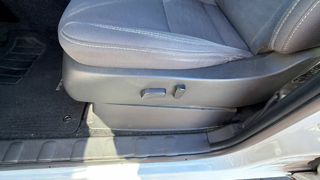 Used 2022 Nissan Frontier SV RWD image 21