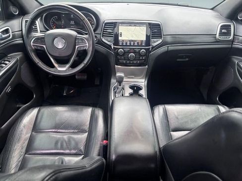 Used 2019 Jeep Grand Cherokee Limited image 27