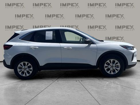 Used 2024 Ford Escape Active image 6