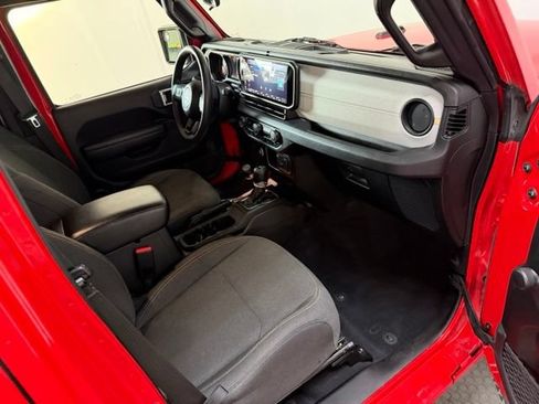 Certified 2024 Jeep Wrangler Unlimited Sport AWD/4WD image 34
