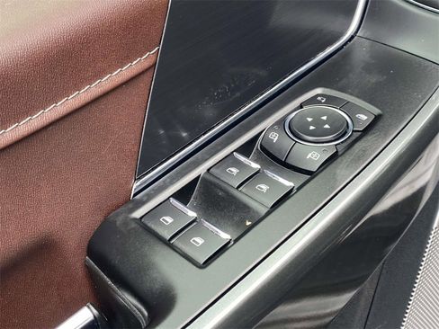 Used 2022 Ford F150 Lariat w/ Equipment Group 502A High image 20