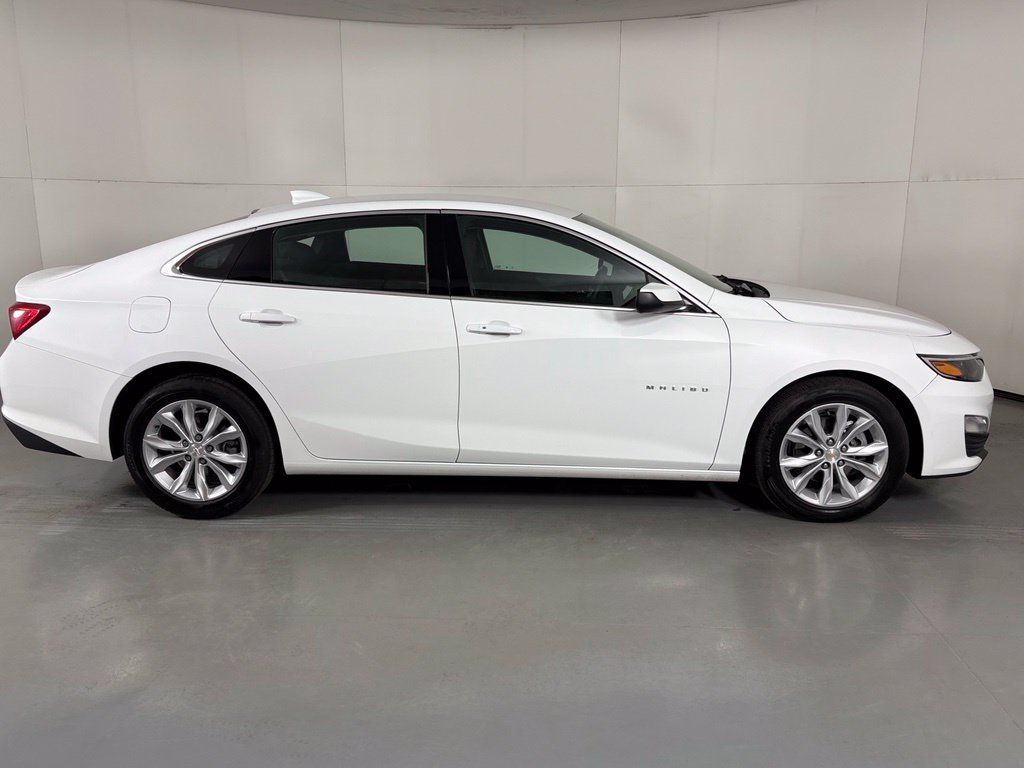 Certified 2024 Chevrolet Malibu LT FWD image 11