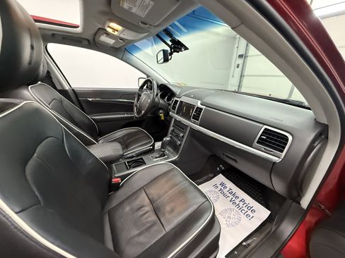 Used 2012 Lincoln MKZ AWD image 18