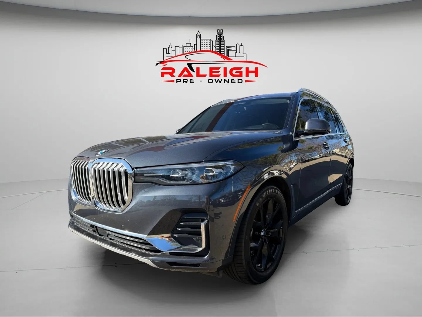 Used 2019 BMW X7 xDrive40i w/ Premium Package AWD/4WD image 2