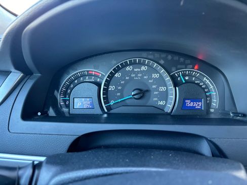Used 2012 Toyota Camry LE image 16