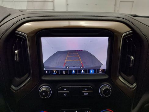 Used 2020 Chevrolet Silverado 2500 High Country w/ Z71 Off-Road Package image 26