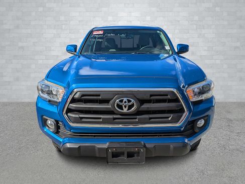 Used 2016 Toyota Tacoma SR5 image 3