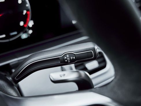 Used 2025 Mercedes-Benz GLS 63 AMG 4MATIC image 64