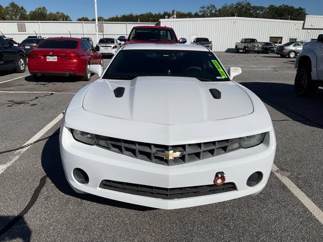 Used 2011 Chevrolet Camaro LS RWD image 2