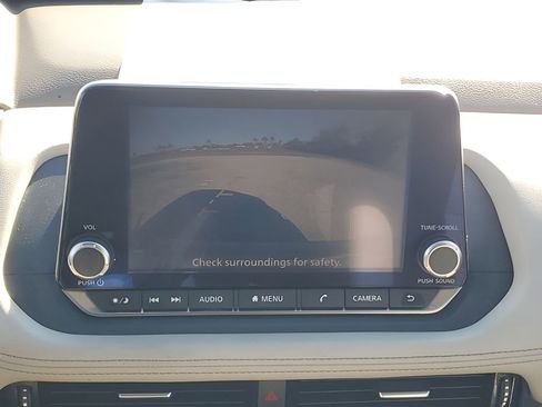 Used 2022 Nissan Rogue SV image 25