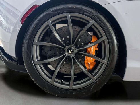 New 2026 McLaren Artura Spider image 40