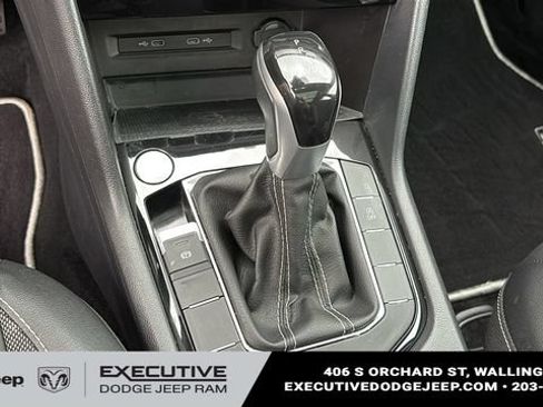 Used 2023 Volkswagen Taos SE AWD/4WD image 18