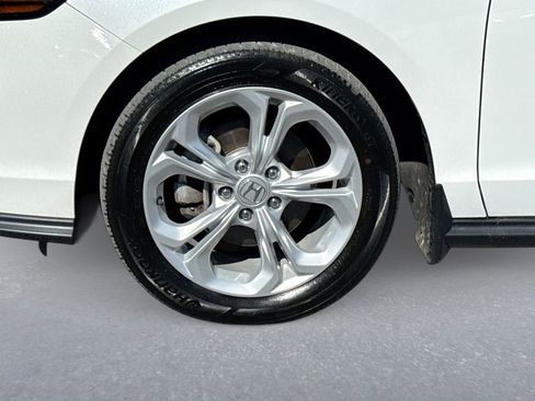 Used 2023 Honda Accord LX image 17