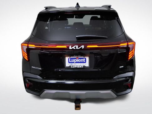 Used 2024 Kia Seltos SX AWD/4WD image 4