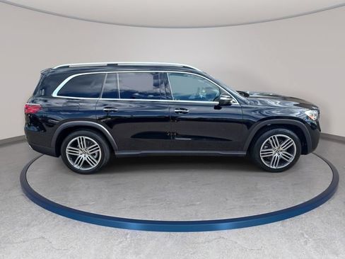 Used 2025 Mercedes-Benz GLS 450 4MATIC image 5