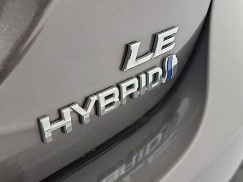 Used 2023 Toyota Camry LE image 33