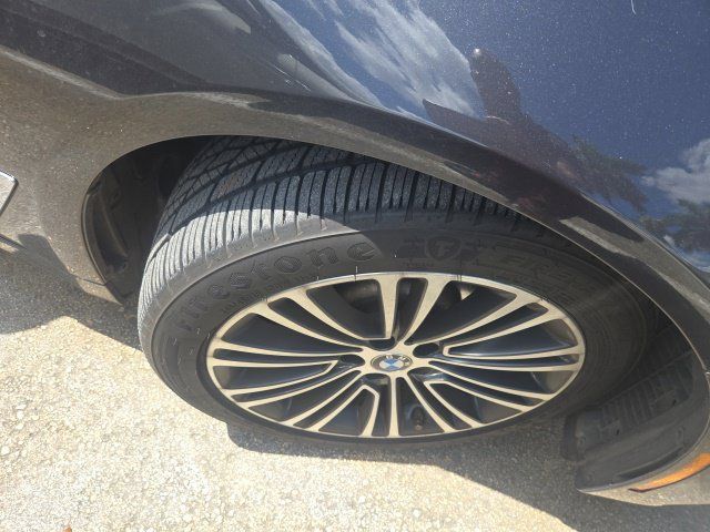 Used 2018 BMW 540i xDrive AWD/4WD image 7