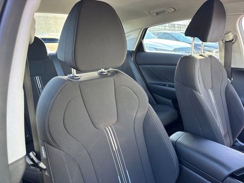 Certified 2023 Hyundai Elantra SEL w/ Convenience Package image 26