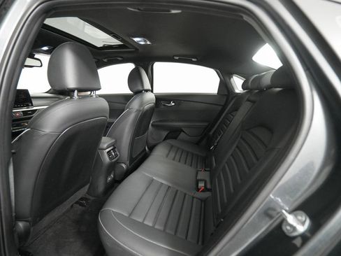 Used 2024 Kia Forte GT-Line w/ GT-Line Premium Package image 13