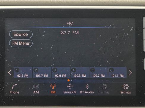 Used 2021 Nissan Versa SV FWD image 18