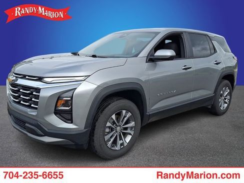 Used 2026 Chevrolet Equinox LT FWD image 1