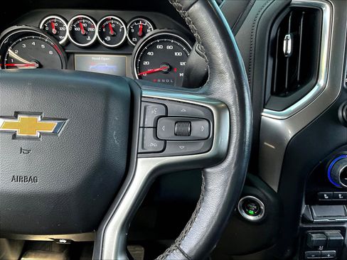 Used 2022 Chevrolet Silverado 2500 LTZ w/ LTZ Plus Package AWD/4WD image 13