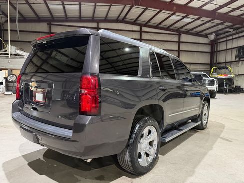 Used 2018 Chevrolet Tahoe LT w/ LT Signature Package RWD image 5