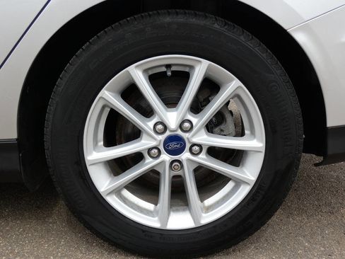 Used 2018 Ford Focus SE image 12