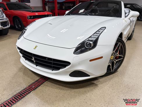 Used 2016 Ferrari California T image 40