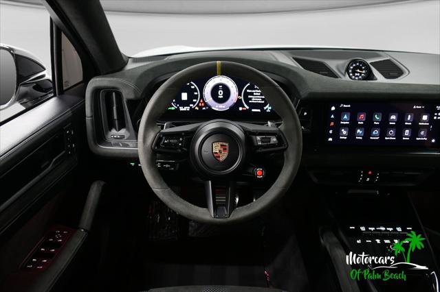 Used 2024 Porsche Cayenne Turbo GT AWD/4WD image 39
