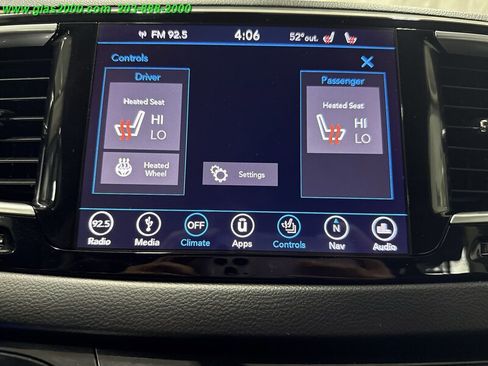 Used 2018 Chrysler Pacifica Touring-L Plus image 30