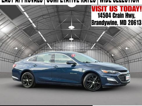 Used 2019 Chevrolet Malibu LT w/ Driver Confidence Package II FWD image 1