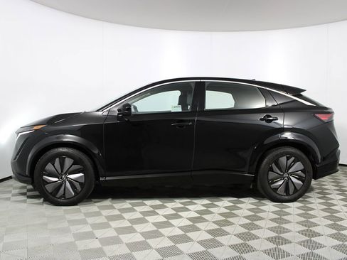 Used 2024 Nissan Ariya FWD image 28