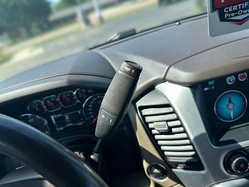 Used 2020 GMC Yukon SLT w/ Premium Edition AWD/4WD image 19