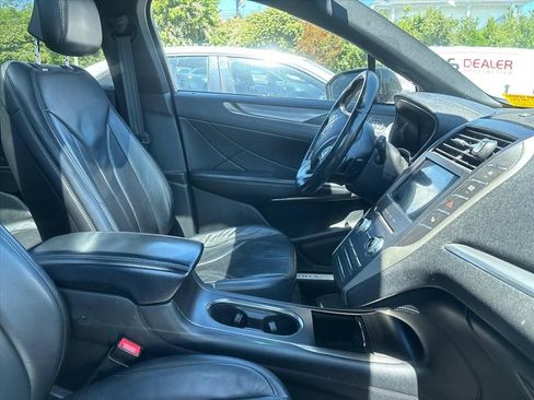 Used 2017 Lincoln MKC Reserve FWD image 20