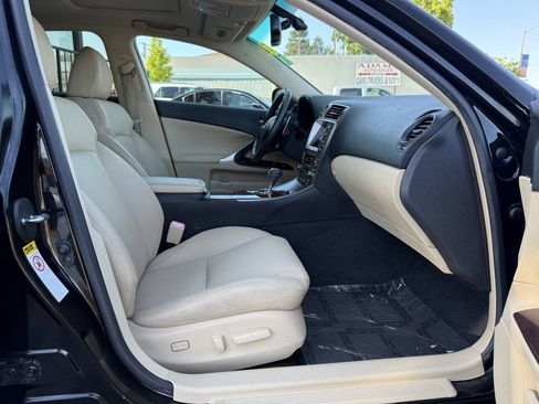Used 2008 Lexus IS 250 RWD image 11