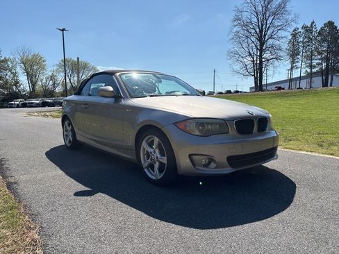 Used 2012 BMW 128i Convertible image 3