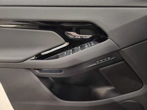 New 2026 Land Rover Range Rover Evoque S AWD/4WD image 42