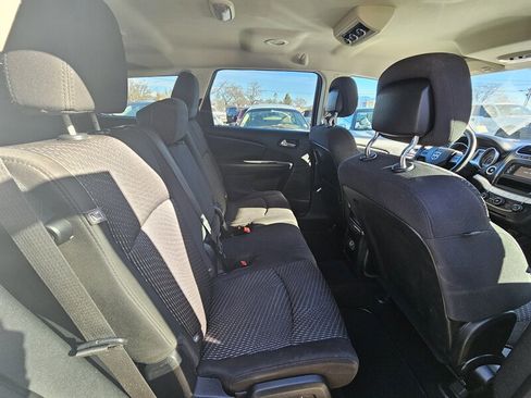Used 2015 Dodge Journey SXT w/ Flexible Seating Group image 6