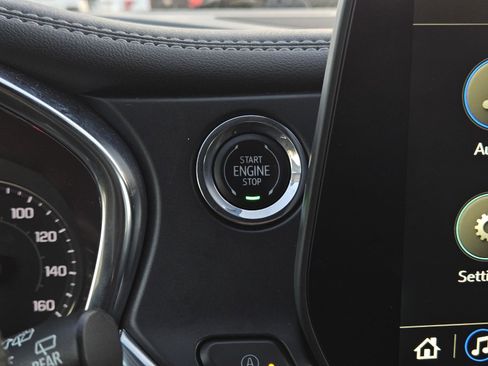 Used 2024 Chevrolet Blazer LT image 19