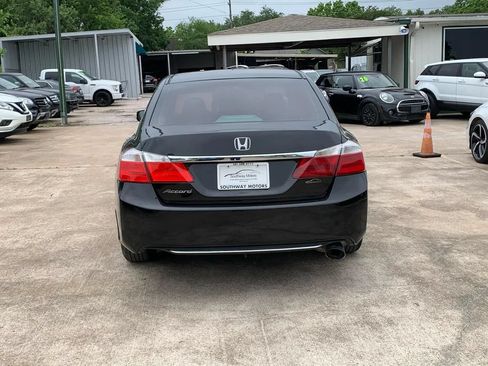 Used 2015 Honda Accord EX image 6