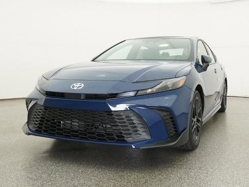 New 2026 Toyota Camry SE FWD image 32
