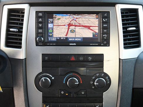 Used 2009 Jeep Grand Cherokee Laredo image 21