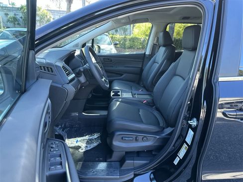 New 2026 Honda Odyssey EX-L image 2