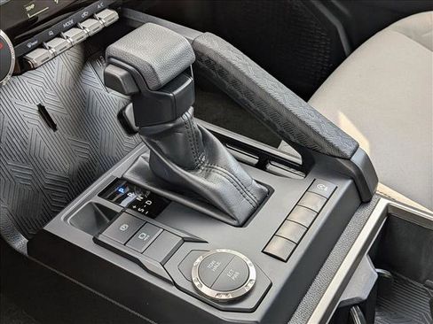 Used 2024 Toyota Tacoma SR5 image 11