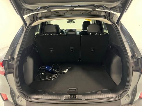 Used 2024 Ford Escape SE image 28