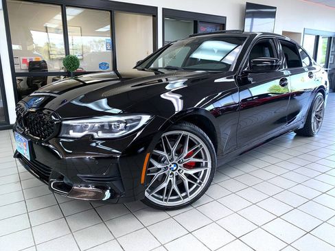 Used 2020 BMW 330i Sedan w/ Convenience Package RWD image 2