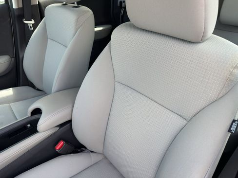 Certified 2021 Honda HR-V LX image 13