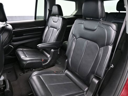 Used 2021 Jeep Grand Cherokee L Limited image 36